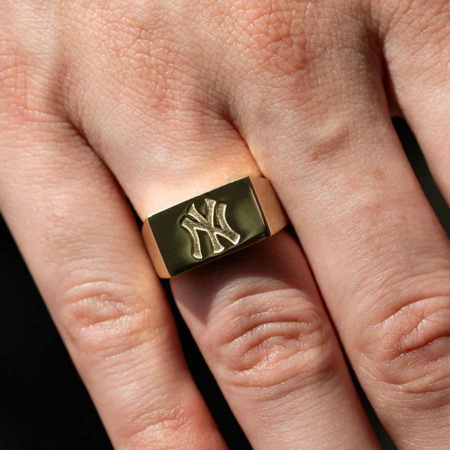 Shop SKF | Ny Yankees Square Signet Ring